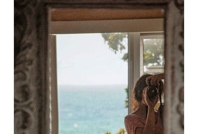 How to Hang Mirror on Wall