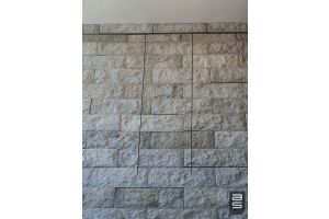 Display Reveal 01-03