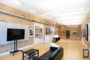 Classic Wall Track 48-03