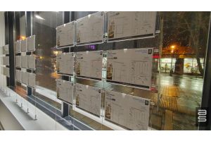Tensioned 37-03 - Fixed Piers
