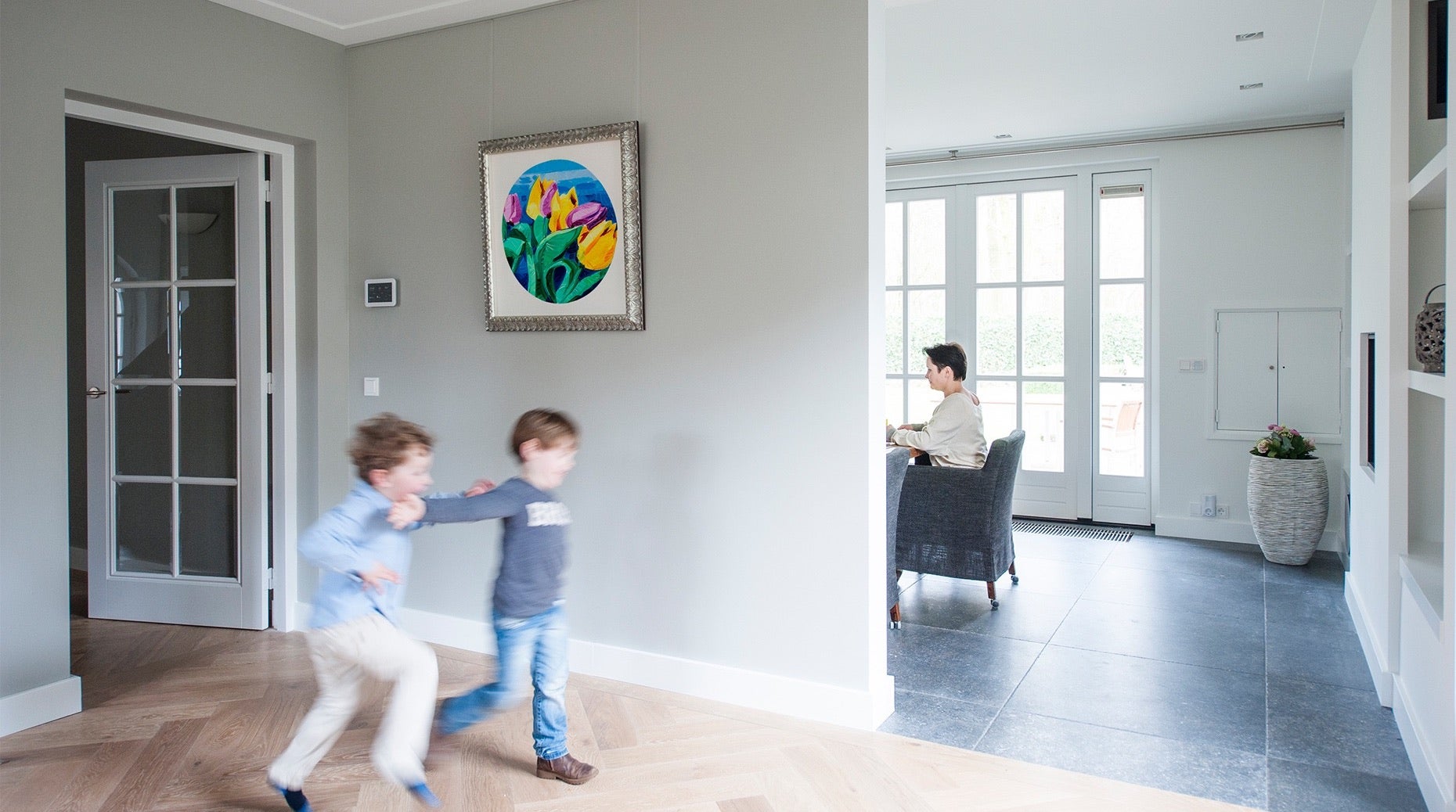 How to Hang Pictures on Plaster Walls 5 secrets to avoid How to Hang Pictures on Plaster Walls 5 secrets to avoid