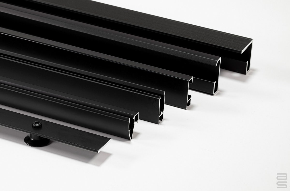 Six black hanging tracks for wall or ceiling: Contempo, Up Rail, Xpo Rail, Click Rail, Classic Wall and Classic Ceiling Tracks.