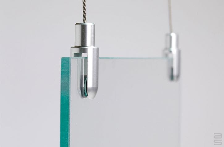 How to hang plexiglass sheets