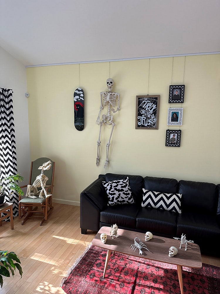 Frame Your Halloween Spirit